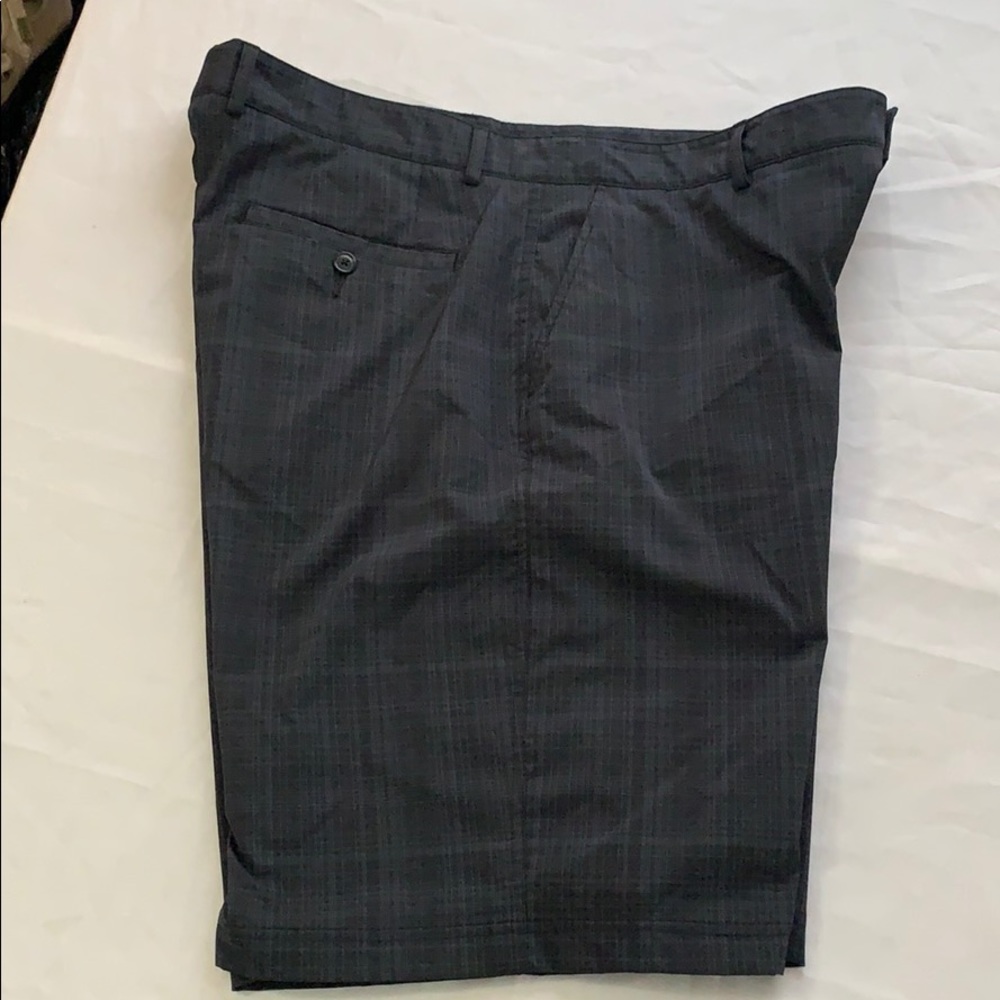 Cypress Club Flat Front Golf Shorts, Size 40 NWOT